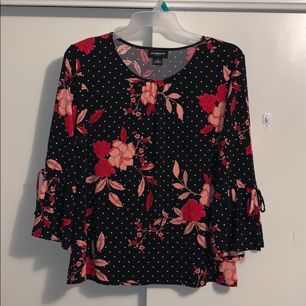 Cute 3/4 sleeve blouse!